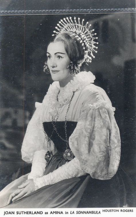 Joan Sutherland, Classical Opera, Royal Opera House, Festival Hall, St Pancras, Opera Singer, Royal Albert Hall, British Empire, Opera Singers