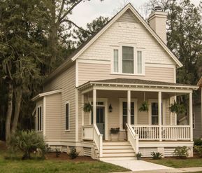 Traditional American House, English Cottage Floor Plans, American Country House, Small Cottage House, Small Cottage House Plans, American House Plans, Allison Ramsey, Cottage Floor Plans, Beach House Plans