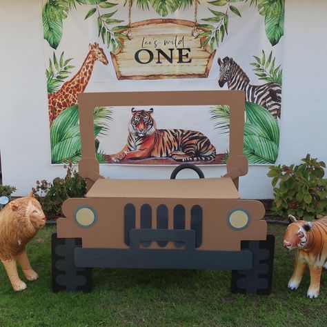 Safari Truck Cardboard, Safari Jeep Cardboard Diy, Safari Jeep Photo Booth, Safari Pinata, Safari Photo Booth, Wooden Jeep, Safari Vehicle, Safari Theme Birthday Party, Safari Birthday Party Decorations