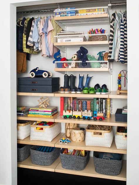 A Harmoniously Shared elfa Kids' Closet | Container Stories Closet Shelving System, Playroom Closet, Elfa Closet, Elfa Shelving, Shop Shelving, Kids Shared Bedroom, Shared Closet, Boys Closet, Reach In Closet