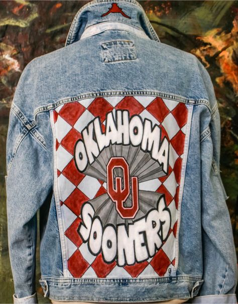 Painted Jean Jacket School Spirit, Jean Jacket Outfits For Women, Men Jacket Outfit, Outfit Jeans Jacket, Jean Jacket Outfits Winter, Leather Jacket Outfit Women, Denim Outfit Winter, Leather Jacket Outfit Winter, Winter Fashion Inspiration