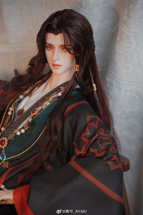 Pretty Kimonos, Doll Face Paint, Chinese Dolls, Chinese Style Dress, Doll Aesthetic, Fantasy Art Dolls, Chinese Art Girl, Jointed Dolls, Smart Doll