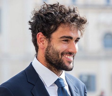 Damianos Of Akielos, Italian Men Style, Male Haircuts Curly, Big Nose Beauty, Tennis Photos, Marlon Teixeira, Professional Tennis Players, Francisco Lachowski, Italian Men