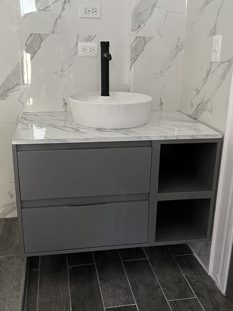 Sink Design Bathroom, Bathroom Cupboards, Bathroom Sink Design, Small Basin, Beach House Living Room, Bathroom Vanity Designs, House Organisation, Basin Cabinet, Small Bathroom Vanities