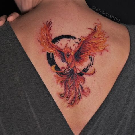 Determination Tattoo, Firebird Tattoo, Color Tattoo Ideas, Phoenix Back Tattoo, Fenix Tattoo, Back Tattoo For Women, Tattoo Abstract, Phoenix Tattoo Feminine, Small Phoenix Tattoos