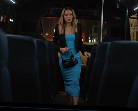 Kristen Bell wears the BY FAR Bar Tote, Mini Soho, Baby Amber bags, and the Moore belt in her latest @netflix series, Nobody Wants This. Costume design by @negar_ali_kline @kristenanniebell Credits: Netflix #BYFAR #BYFARbags #kristenbell #nobodywantsthis #netflix Nobody Wants This Netflix Outfits, Netflix Outfits, Bell Outfits, Kristen Bell, Netflix Series, Basic Outfits, Costume Design, Soho, Amber