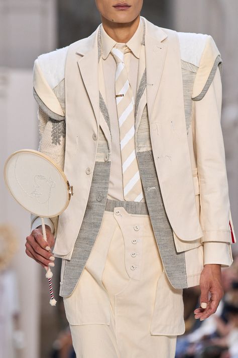 Thom Browne Fall 2024 Couture https://www.vogue.com/fashion-shows/fall-2024-couture/thom-browne/slideshow/collection#11 Thome Brown, Fall 2024, Couture Collection, Thom Browne, Fashion Show, Fashion Inspo, Vogue, Models, Couture