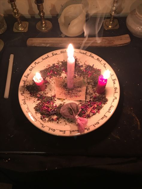 Love Spells Aesthetic, Candle Magic Aesthetic, Love Witchcraft Aesthetic, Rose Petals Aesthetic, Rose Spells, Spells With Rose Petals, Hoodoo Aesthetic, Hoodoo Love, Spell Aesthetic