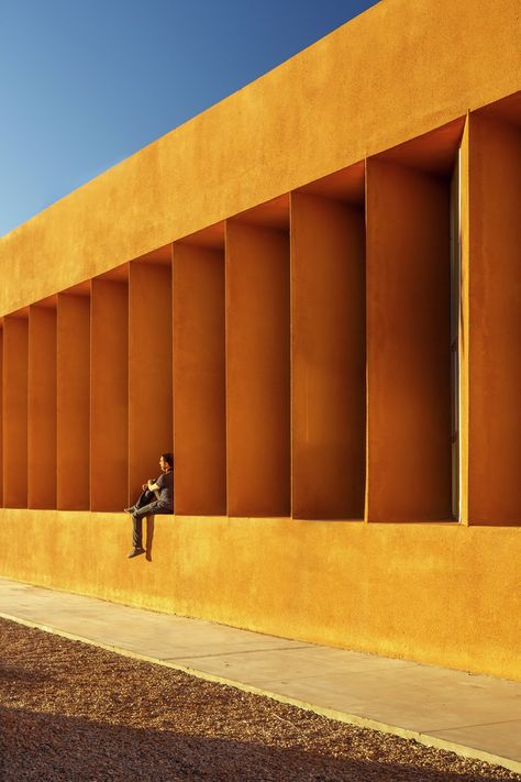 Universite Ibn Zohr de Laayoune, Morocco, by Regroupement d'Architectes El Kabbaj, photographed by Doublespace (Amanda Large & Younes Bounhar). Architecture Cool, Colour Architecture, Building Images, School Technology, Layout Architecture, Architectural Photographers, Baroque Architecture, Chongqing, Zaha Hadid