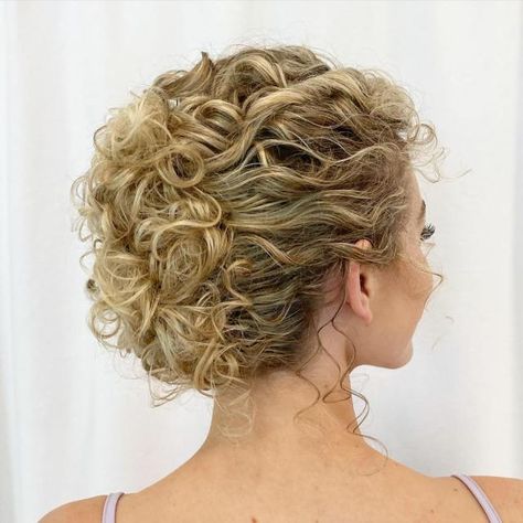 Touchable Updo for Short Curly Hair Updo For Short Curly Hair, Short Curly Updo, Short Curly Hair Updo, Bridesmaid Hair Curly, Curly Bridal Hair, Curly Hair Up, Short Bridal Hair, Braided Chignon, Short Hair Bride