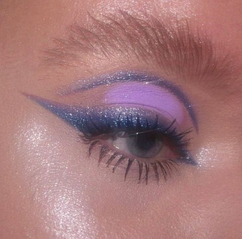 60s Makeup, Indie Makeup, Makeup Eye Looks, Creative Eye Makeup, Creative Makeup Looks, Eye Makeup Art, Facepaint, Editorial Makeup, Makeup Goals