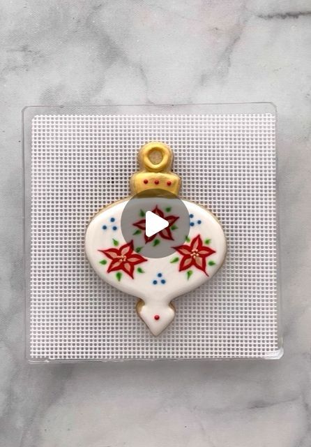 Mary Mansfield on Instagram: "Here’s the Poinsettia Christmas ornament cookie video for those of you who asked to see it. ❤️ Did you see them my previous post? They are so simple to do, and so pretty! Another wet on wet technique. Cutter by @annclarkcookiecutters" Decorated Christmas Ornament Cookies, Wet On Wet Royal Icing Technique, Christmas Cookies Decorated Videos, Christmas Ornament Cookies Decorated, Wet On Wet Christmas Cookies, Wet On Wet Cookie Decorating, Christmas Cookie Decorating Videos, Christmas Ornament Sugar Cookies, Ornament Sugar Cookies