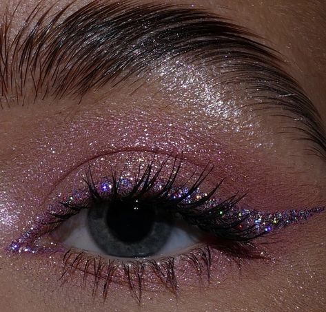 👜 on Twitter: "glitter looks by lou sims… " Glitter Looks, Pink Glitter Makeup, Disco Makeup, Eye Makeup Images, Sparkly Makeup, Eye Makeup Pictures, Simple Eye Makeup, Fancy Makeup, Makeup Eye Looks