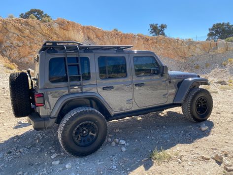 Rhino Rack Backbone WITH Maximus-3 Roof Ladder | Page 2 | 2018+ Jeep Wrangler Forums (JL / JLU) - Rubicon, Sahara, Sport, Unlimited - JLwranglerforums.com Jeep Wrangler Roof Rack, Jeep Jl Mods, Jeep Roof Rack, Jeep Racks, Jeep Wrangler Tires, Jeep Wrangler Camper, Wrangler Mods, Cargo Roof Rack, Jeep Wrangler Forum