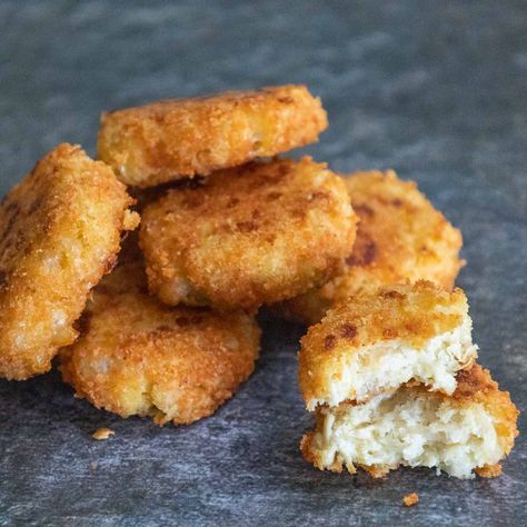 Keto Chicken Nuggets with Canned Chicken Shredded Chicken Nuggets, Canned Chicken Nuggets, Keto Shredded Chicken, Keto Chicken Nuggets, Sugar Free Barbecue Sauce, Braised Chicken Breast, Sweet Dinner Rolls, Chicken Tikka Masala Recipes, Chicken Nugget Recipes