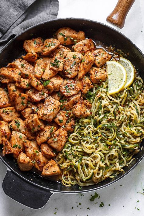 Garlic Butter Chicken Bites with Lemon Zucchini Noodles - #eatwell101 #recipe They're so juicy, tender, and delicious you'll eat them hot right off the pan! Ready for a new #chicken #dinner winner? - #recipe by #eatwell101 Lemon Zucchini Noodles, Garlic Butter Chicken Bites, Butter Chicken Bites, Zucchini Spaghetti, Lemon Zucchini, Garlic Butter Chicken, Zucchini Pasta, Happy Couples, Steak Bites