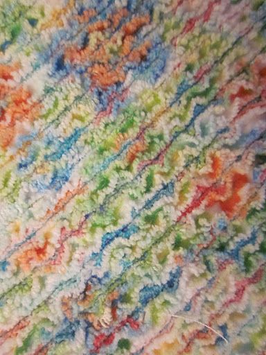 Chenille Pot Holders Flannel, Chenille Potholder Pattern, Crafts With Fleece Fabric, Chenille Sewing Projects, Chinelle Quilt, Chenille Projects, Fabric Slashing, Sheep Quilt, Faux Chenille