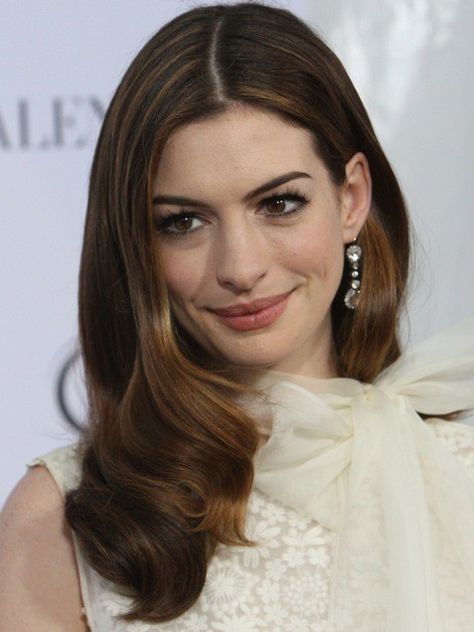 Ear Hairstyles, Anne Hathaway Hair, Hair Tuck, Red Carpet Beauty, Beautiful Brown Eyes, The Beauty Department, Holiday Hairstyles, Anne Hathaway, Pixie Hairstyles