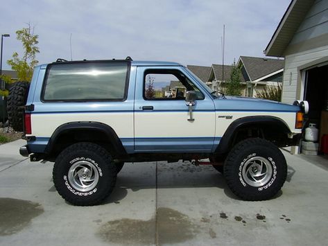 B2swiss's 1989 Ford Bronco II - Bronco Corral 1989 Ford Bronco, Ford Bronco 2, Bronco 2, Classic Bronco, Ford Bronco Ii, Classic Ford Broncos, Bronco Ii, Built Ford Tough, Ford Excursion