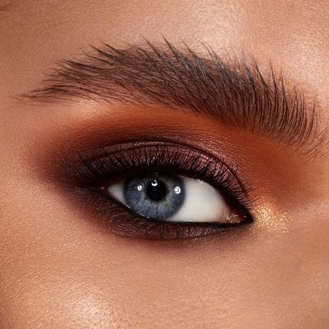 Hooded Eye Makeup Wedding, Prom Tips, Bronze Palette, Bronze Eyeshadow, Fox Eyes, Hooded Eye Makeup, Natasha Denona, Makeup Eye Looks, Glam Look