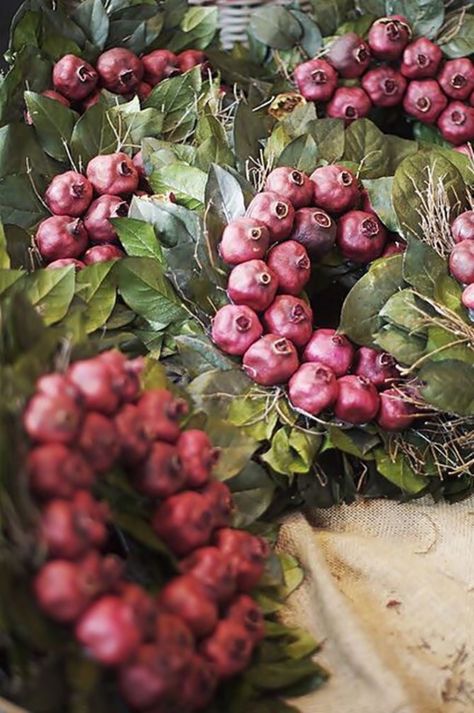 Pomegranate wreath Pomegranate Decor, Williamsburg Christmas, Colonial Christmas, Woodland Christmas, Jolly Christmas, Primitive Christmas, Noel Christmas, Country Christmas, Holly Jolly