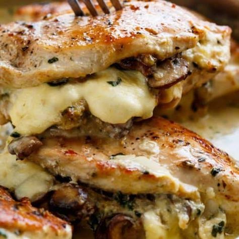 Cheesy Garlic Butter Mushroom Stuffed Chicken - Cafe Delites Easy Stuffed Chicken Recipes, Garlic Butter Mushroom Stuffed Chicken, Mushroom Stuffed Chicken Breast, Mushroom Stuffed Chicken, Garlic Butter Mushrooms, Mushroom Stuffed, Cafe Delites, Garlic Mushrooms, Stuffed Chicken