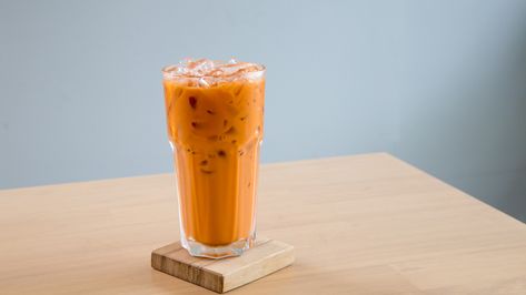 Thai Iced Tea, Tea Stand, Food Republic, Orange Food Coloring, Condensed Milk Recipes, Vietnamese Coffee, Cornbread Mix, Thai Tea, Spice Tea