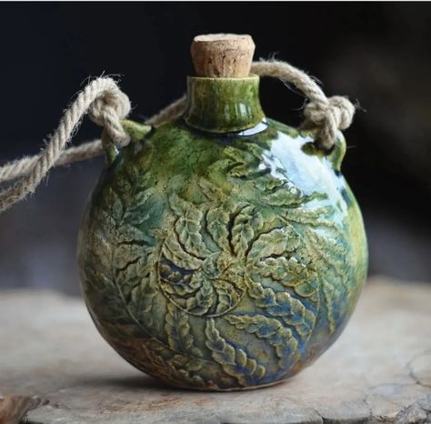 Altered Forms Ceramics, Ceramic Potion Bottle, Witch Ceramics, Fantasy Ceramics, Ceramic Pottery Ideas, Boho Ceramics, Ceramic Ideas Pottery, Ceramic Accessories, Ceramic Bottles