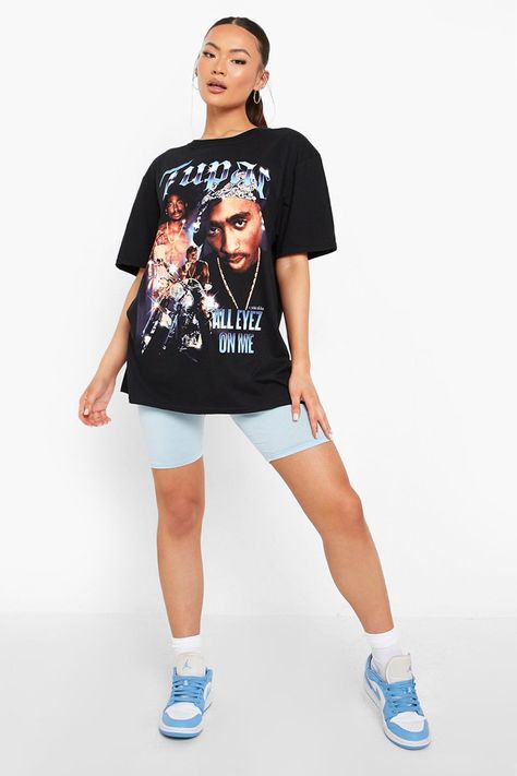 Tupac Shirt, Jogging Style, Boyfriend Fit Jeans, T Shirt Oversize, Band T Shirts, Statement Tees, Pantalon Large, Tupac, Tee Outfit