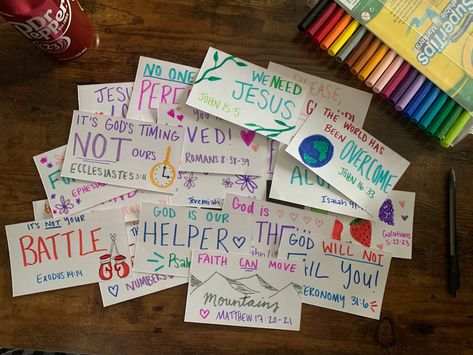 i was inspired by people on tiktok to make index cards with bible verses on them to hide in public for others to find :) Spreading Gods Word Activity, Gospel Sharing Cards, Bible Verse On Index Cards, Bible Study Index Cards, Bible Battle Cards, Bible Verse On Sticky Notes, Bible Verse Index Cards Cute, Bible Verse Flashcards, Christian Battle Cards