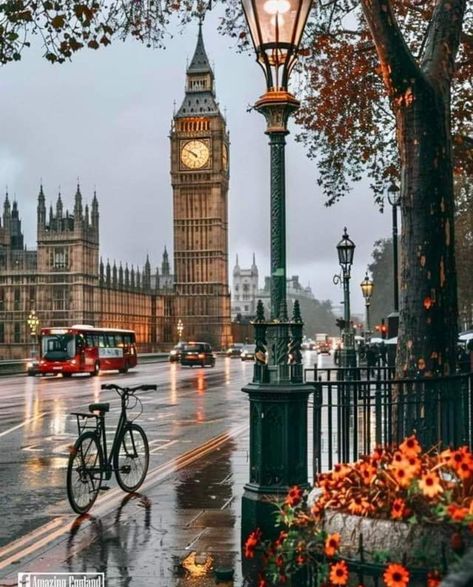 London City View, Beautiful Christmas Scenes, London Wallpaper, London Dreams, London Aesthetic, London Architecture, Soho London, Scenic Photography, City Of London