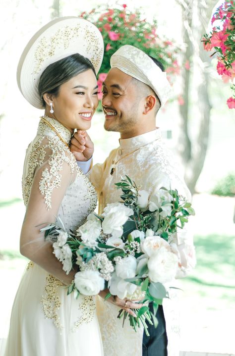 Vietnamese Wedding Photography, Traditional Vietnamese Wedding, Vietnamese Wedding Dress, Classic Reception, Wedding Western, Vietnam Wedding, Wedding Glamour, Vietnamese Wedding, American Dress