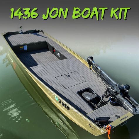 Bass Boat Ideas, Jon Boat Project, Aluminum Bass Boats, Aluminum Jon Boats, Jon Boat Modifications, John Boats, Angler Kayak, Tiny Boat, Boat Restoration