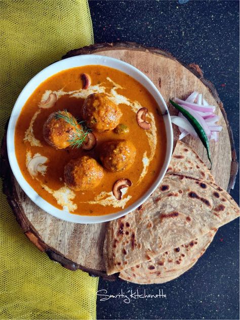 Malai Kofta are the soft cottage cheese balls submerged in rich tomato gravy mostly enjoyed with flaky herb bread or pulao Paneer Malai Kofta, Paneer Kofta Curry Recipe, Malai Kofta Recipe, Kofta Curry Recipe, Creamy Curry, Kofta Recipe, Hebbar's Kitchen, Malai Kofta, Tasty Recipes Videos