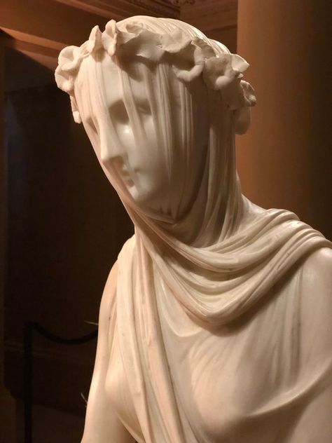 The mesmerising "Veiled Vestal Virgin" by Italian sculptor Raffaele Monti (1818–1881), Chatsworth House #sculpture Veiled Vestal Virgin, Veiled Vestal, Vestal Virgin, House Sculpture, Veiled Woman, Mermaid Statues, Marble Bust, Italian Sculptors, Jesus Statue