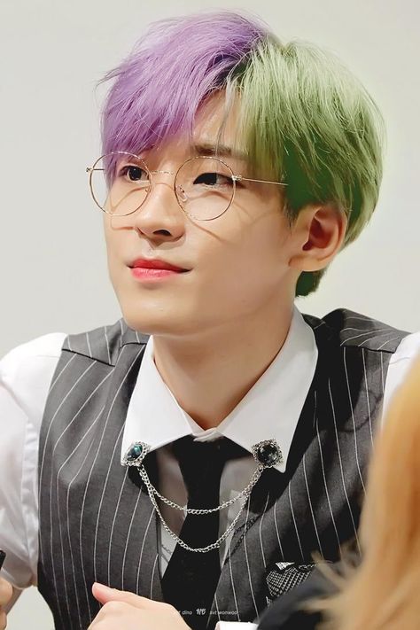 #wonwoo #seventeen #kpop #joker Wonwoo Hair Color, Wonwoo Purple Hair, Vampire Teeth, Jeon Wonwoo, Seventeen Wonwoo, Burgundy Hair, Beautiful Inside And Out, Rainbow Hair, Green Hair