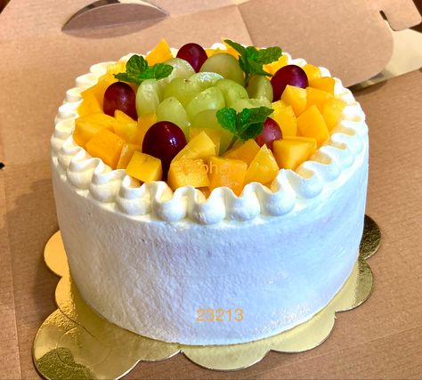 Strawberries Cake, Peach Mango, Strawberry Cake, Strawberries, Mango, Birthday Cake, Cake, Birthday, Design