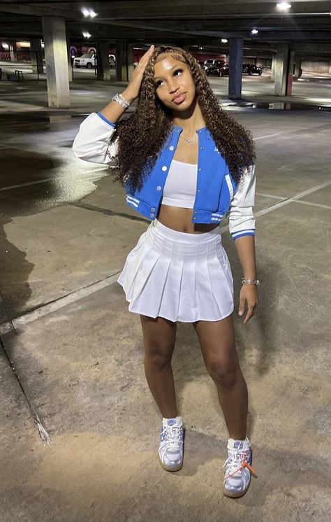 Dunk Low Outfit Skirt, Skirt With Sneakers Black Women, Skirt Baddie Outfits, Baddie Outfits Skirt, Outfits With Skirts Black Women, Tennis Skirt Outfit Summer, Dunk Low Outfit Women, Skirt Outfits Black Women, Cloth Inspiration