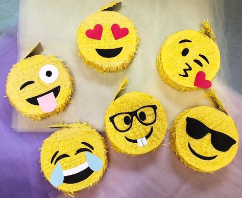 Emoji Pinata, Mini Pinatas, Diy Pinata, Snail Mail, Smiley, Sugar Cookie, Yellow, Birthday