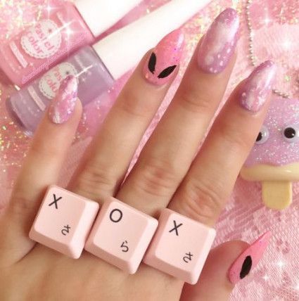 Pastel Goth Nails, Alien Nails, Kawaii Nail Art, Goth Nails, Grunge Nails, Kawaii Nails, Trendy Nail Art, Soft Grunge, Cute Acrylic Nails