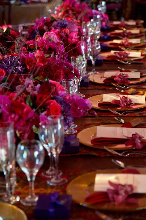 Blue Purple Red Wedding, Purple And Red Wedding Theme, Vday Dinner, 2026 Wedding, Fuschia Wedding, Magenta Wedding, Autumn Wedding Reception, Magenta Flowers, Jewel Tone Wedding