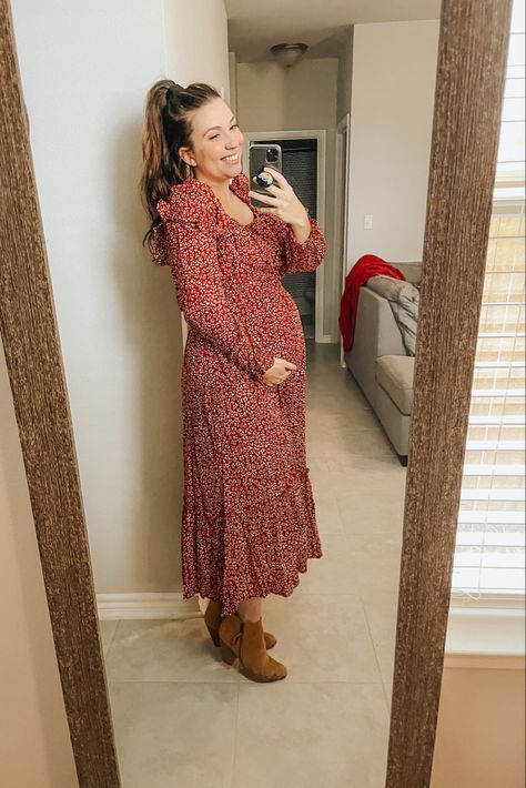 Fall Dresses Maternity, New Years Maternity Outfit, Boho Maternity Outfits, Modest Maternity Outfits, Pregnant Wedding Guest Outfits, Christmas Maternity Outfits, Maternity Fits, Fall Maternity Dress, Maternity Photo Shoot Dress