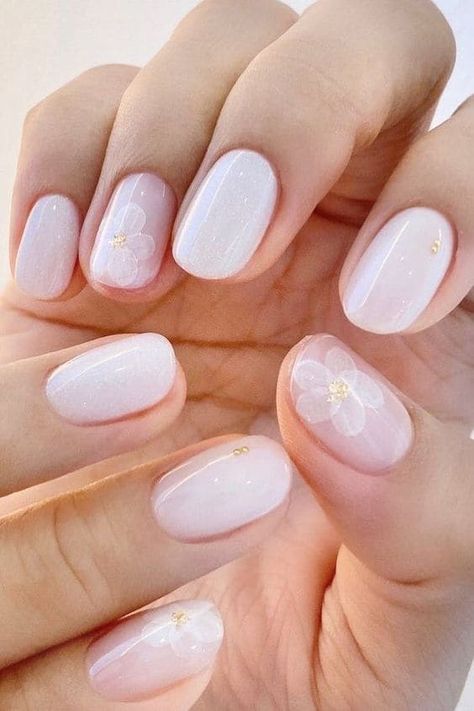 White Korean Nails, Everyday Nails, Milky Nails, Minimalist Nail Art, Simple Gel Nails, White Nail Designs, White Nail, Bridal Nails, Minimalist Nails