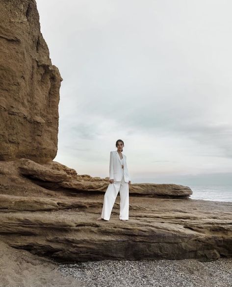 Rock Photoshoot, Beach Fashion Shoot, Beach Fashion Editorial, Beach Editorial, Rocky Beach, Photoshoot Idea, White Suit, Sea Photo, Beach Shoot