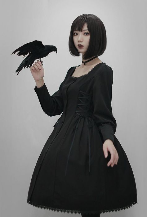 UPDATE: Your Gift 【-The Raven-】 Gothic Lolita OP Dresses #Leftovers Estilo Dark, Estilo Harajuku, Op Dress, Female Pose Reference, Figure Poses, Poses References, Cool Poses, Japanese Street Fashion, Mode Hijab