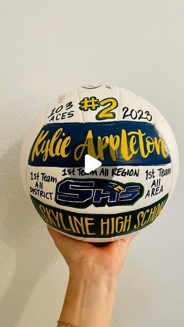 Whitney Belaire on Instagram: "Ballin over here! Tag a volleyball parent!   #customvolleyball #handpaintedvolleyball #volleyballgift #teamgift #coachgift" Volleyball Ideas Crafts, Volleyball Senior Gifts Ideas, Painted Volleyball Ideas, Volleyball Coaches Gift Ideas, Decorated Volleyball Sharpie Ideas, Volleyball Senior Night Gifts Ideas, Decorated Volleyball, Volleyball Banquet Ideas, Senior Night Volleyball Ideas