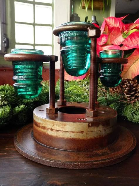 Candelabra made from Old Brake Rotor and Vintage Glass Insulators Glass Insulator Ideas, Upcycled Candles, Insulator Crafts, Insulator Ideas, Insulator Lights, Glass Insulators, Deco Originale, Repurposed Items, Metal Projects