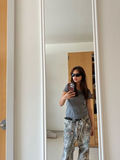 Outfits New York, Realtree Camo, Camo Pants, Western Chic, Streetwear Outfit, Camo, Spring Summer, Street Wear, Fashion Inspo