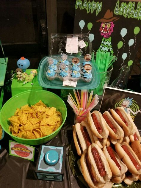 Rick and Morty birthday party Rick And Morty Themed Party, Rick And Morty Birthday Party Ideas, Rick And Morty Birthday Party, Rick And Morty Party, Rick And Morty Birthday, Husband Gifts Diy, Festa Jack Daniels, Breaking Bad Party, Rick And Morty Stickers