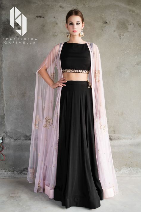 pinterest @nivetas Srugs For Girls Long Dress, Black Shrug Outfit, Shrug Outfits, Long Shrug, Lehnga Dress, Global Dress, Business Instagram, Traditional Outfit, Trendy Blouse